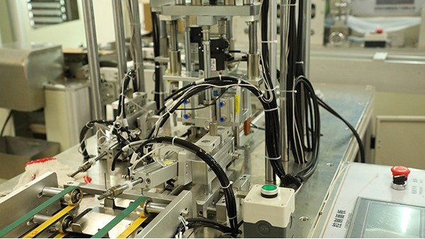 點膠機(jī)廠家